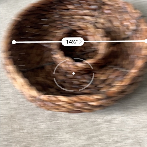 Handwoven Brown serving platter - Picture 2 of 2